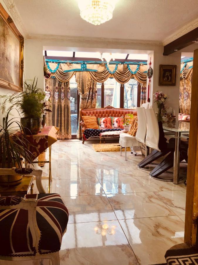 Cheerful 4 Bedroom House With Garden Free Parking London Exterior foto